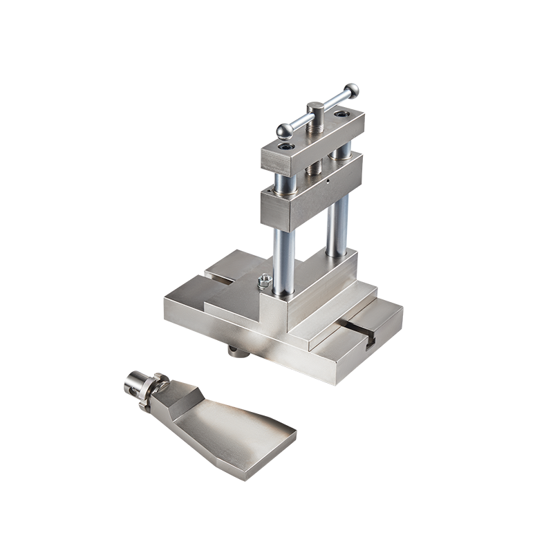 Aluminum alloy insulation profile longitudinal shear fixture